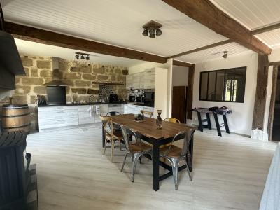 Detached House with Outbuilding and Swimming Pool