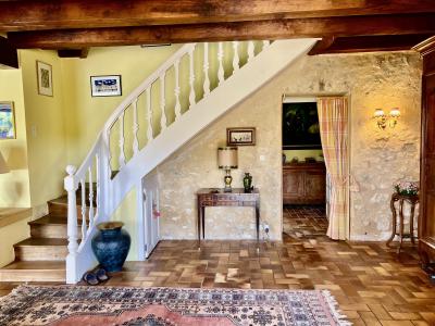 Detached Country House with Swimming Pool and Jacuzzi Hot Tub