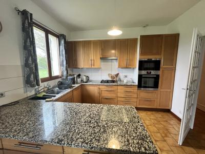 Detached Country House with Outbuilding and Pool