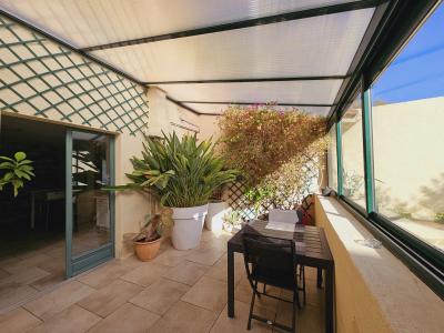 Lovely House with Swimming Pool in Garden