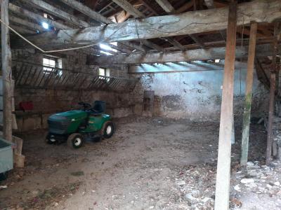 Huge Countryside Barn to Renovate