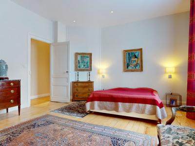 Period Property with Landscaped Garden