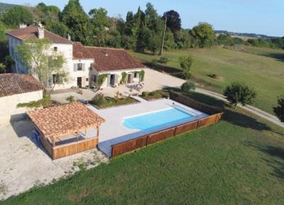 Beautiful House With Land And Swimming Pool