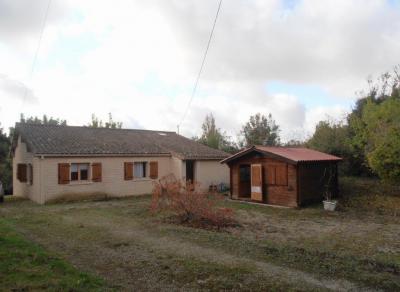 Detached Bungalow With a Very Pleasant Outlook