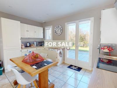 Single Storey Villa With Garden