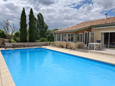 Detached Country House with Swimming Pool
