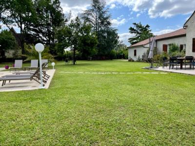 Propriete Au Bord De La Dordogne