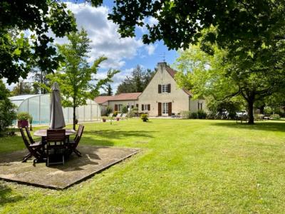 Propriete Au Bord De La Dordogne