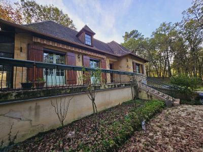 Detached Country House with Mature Garden