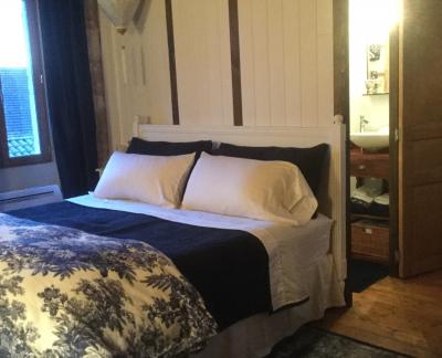 Cosy Character Cottage in Great Location