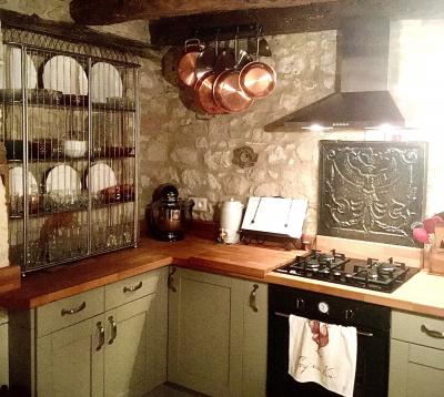 Cosy Character Cottage in Great Location