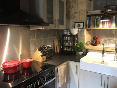 Cosy Character Cottage in Great Location