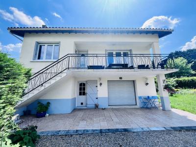 Detached House with Lovely Garden