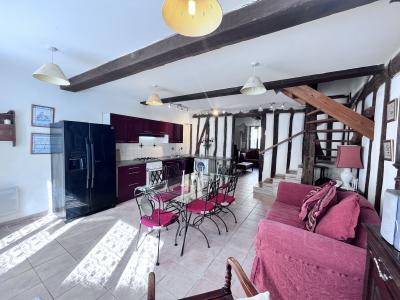 Town House with Courtyard Garden
