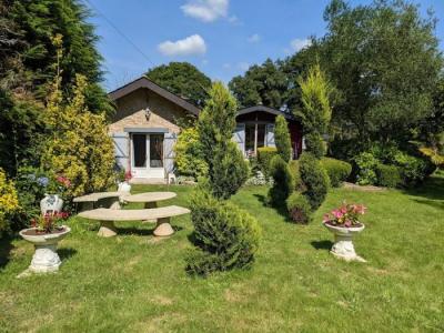 Stunning Detached House with Spectacular Gardens
