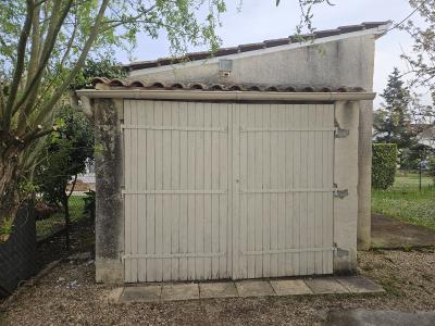 Detached Single Storey House with Garden