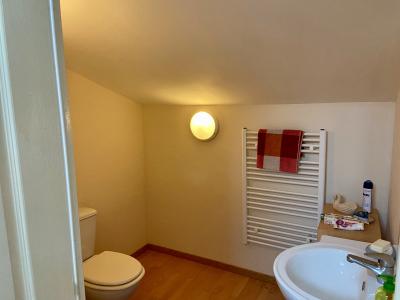 Detached House and Garden in Lovely Location