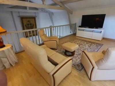 Detached House with Swimming Pool and Open View