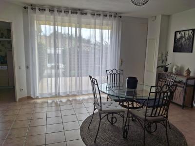 Single Storey Apartment with Use of Pool