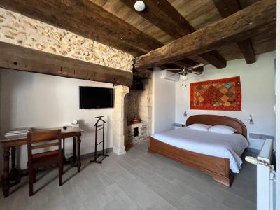 Main House with Guest Gite in the Countryside