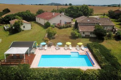 Country House, Two Guest Gites and Swimming Pool and Landscaped Garden