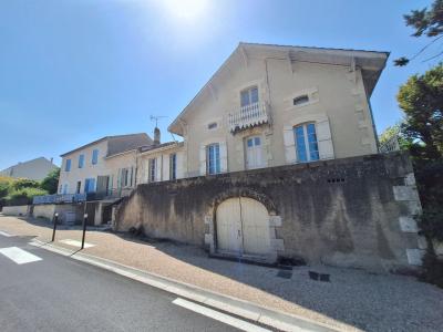 Charming House with Artists Studio