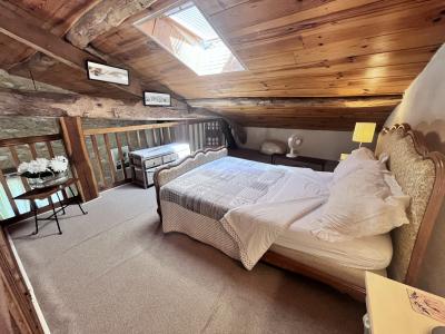 Detached House with Guest Gite and Swimming Pool