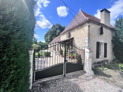 Detached House with Guest Gite and Swimming Pool