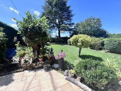 Detached House with Guest Gite and Swimming Pool