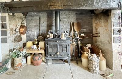 Country House with Guest Gite, Swimming Pool and Open Views