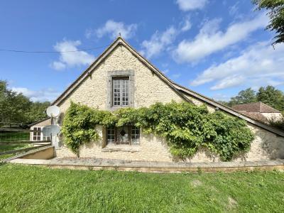Country House with Guest Gite, Swimming Pool and Open Views