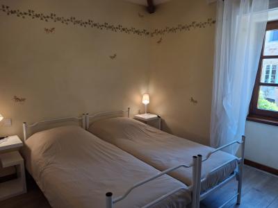 Three Houses, Guest Gite Business Opportunity