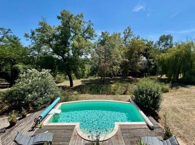 Detached Country House with Outbuildings and Lovely Pool