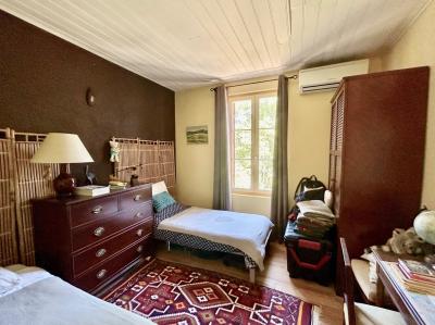 Detached Country House with Outbuildings and Lovely Pool