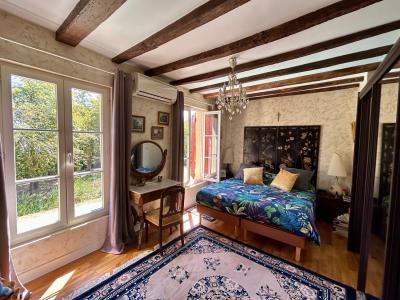 Detached Country House with Outbuildings and Lovely Pool