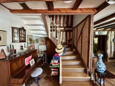 Detached Country House with Outbuildings and Lovely Pool