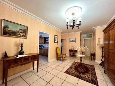 Beautiful Detached House with Swimming Pool