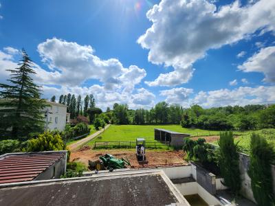 Contemporary House and Landscaped Garden