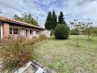 Detached House and Guest Gite with Swimming Pool