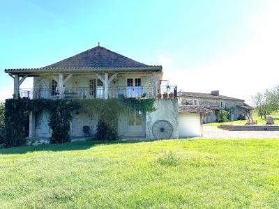 Detached Country House with Guest Cottage and Pool