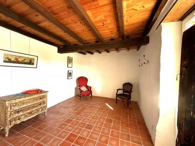 Detached Country House with Guest Cottage and Pool