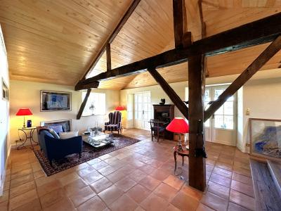 Detached Country House with Guest Cottage and Pool