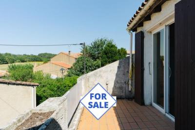 Traditional House with Terrace and View