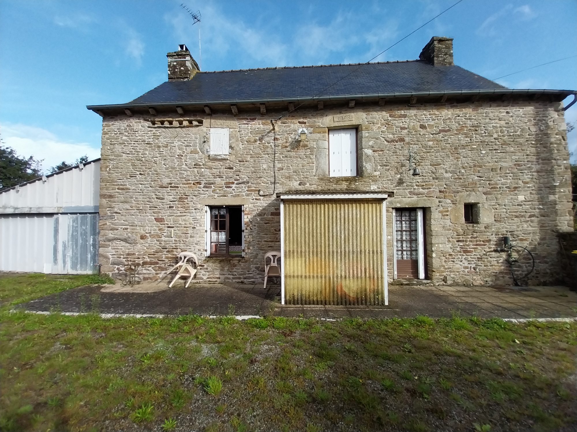 Main Photo of a 1 bedroom  Country House for sale