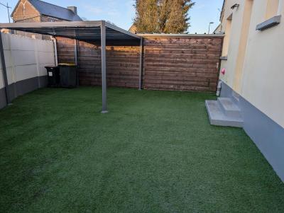 Detached House with Landscaped Garden