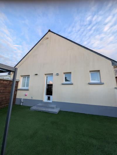 Detached House with Landscaped Garden