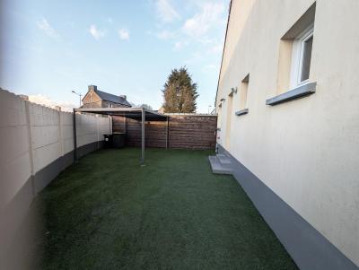 Detached House with Landscaped Garden
