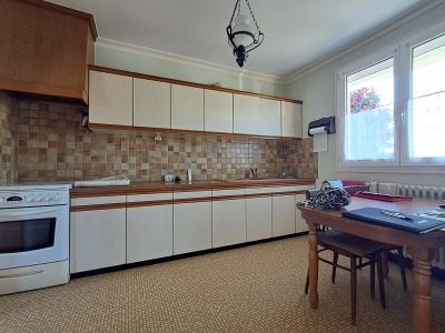 Detached House with Garden