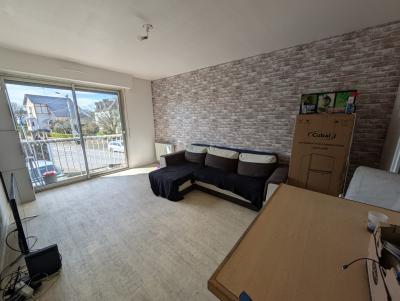 Apartment in Heart of Popular Town
