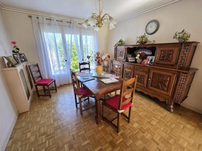 Beautiful Detached House with Mature Garden